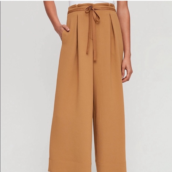 BLACK Aritzia High Rise Culottes - Picture 3 of 6